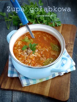 Zupa gołąbkowa