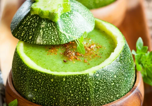 Prosty i szybki krem z cukinii z egzotycznym akcentem! To zupa nigdy mi się nie znudzi