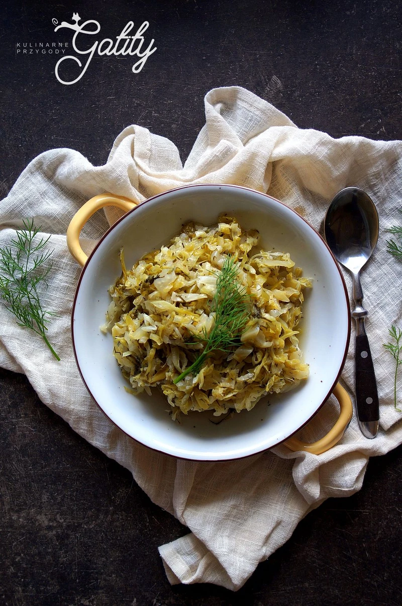 Młoda kapusta  z koperkiem (dieta dr Dąbrowskiej)