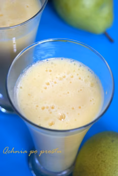 Smoothie z gruszek i ananasa