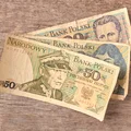 Stare banknoty z PRL-u. Czy warto je teraz sprzedać?