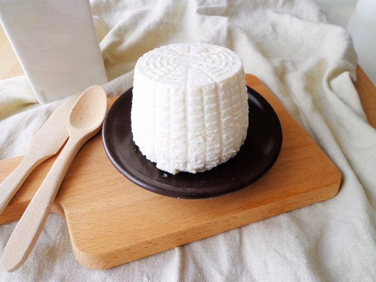 Domowa ricotta z 2 składników