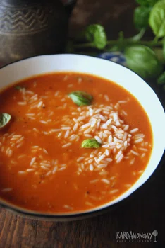 Gęsta zupa pomidorowa z ryżem