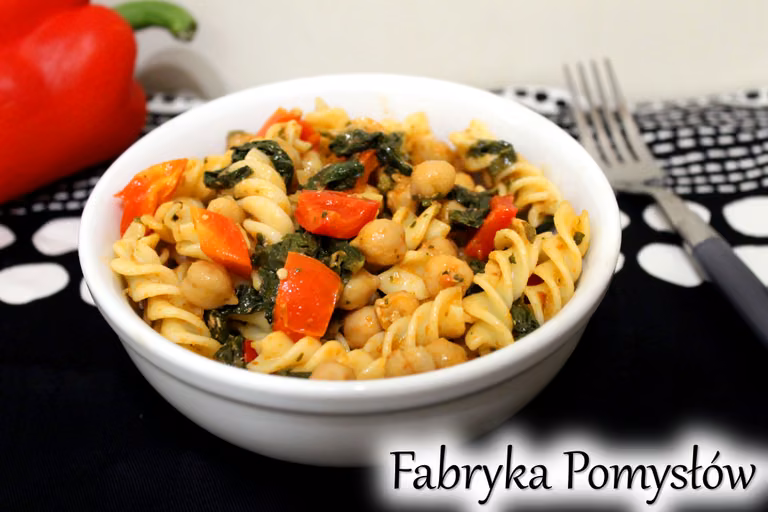 Makaron z cieciorką i pesto