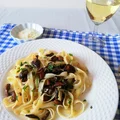 Tagliatelle z grzybami po toskańsku