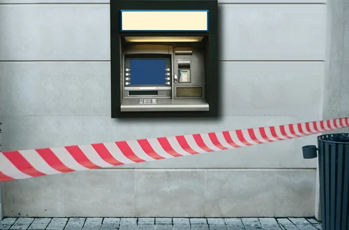 To już pewne! Będą spore ograniczenia w gotówce! Banki wprowadzają limity w bankomatach