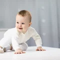 Chusteczki WaterWipes – co je wyróżnia? Dlaczego są polecane do opieki nad niemowlakami?