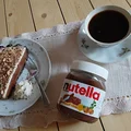 Tarta z nutellą i bitą śmietaną