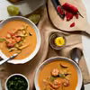 ekspresowa zupa czerwone curry z krewetkami i tagliatelle z cukinii
