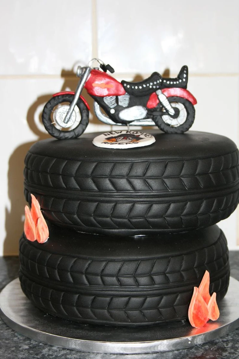 Torcik z motorem