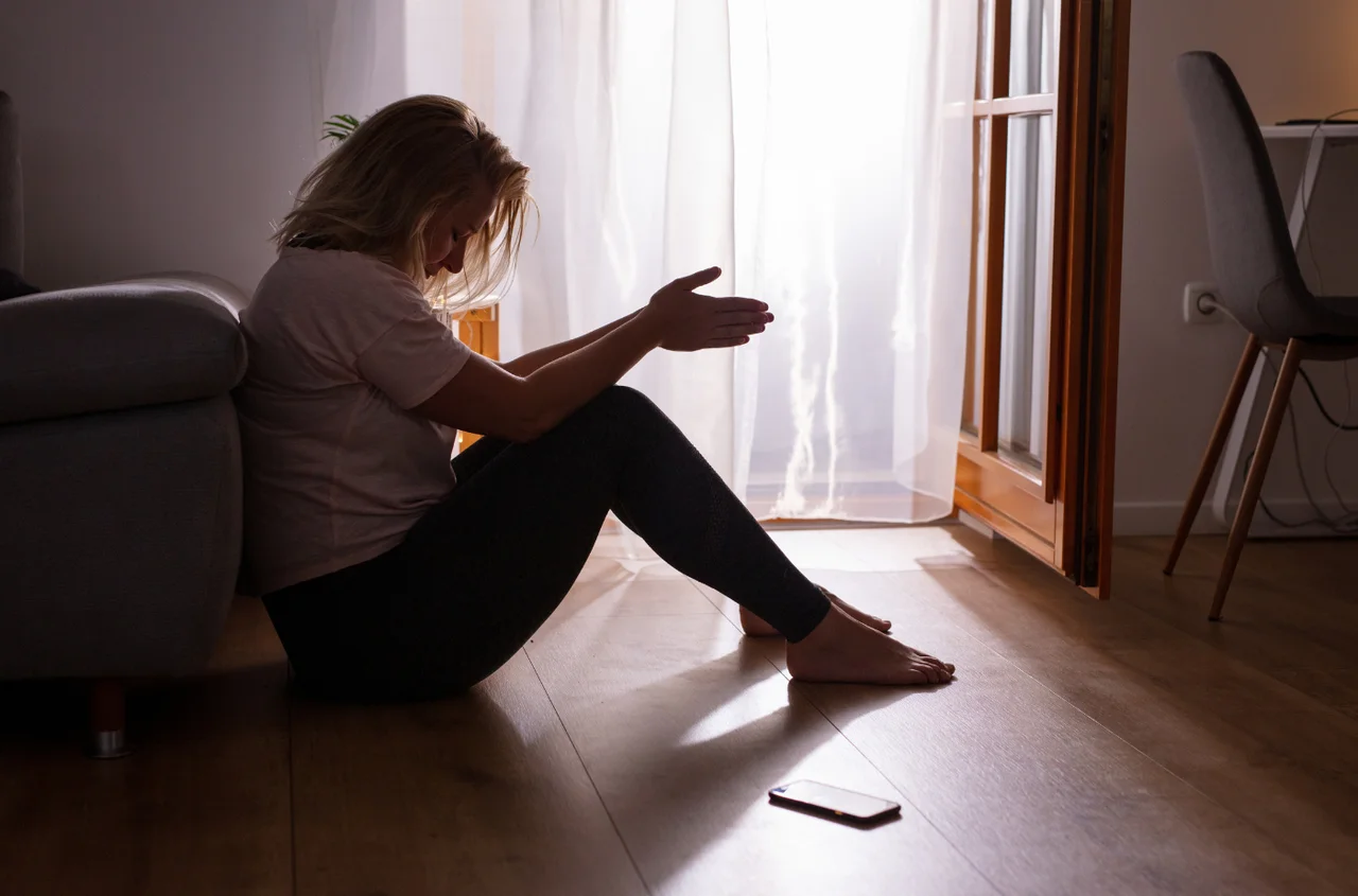 Mama cały czas brała pożyczki. Dowiedziałam się po jej śmierci. Czy moje dzieci też odziedziczą ten bałagan?” — pisze Karolina [LIST]