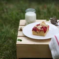 Ciasto ucierane z truskawkami i kruszonką