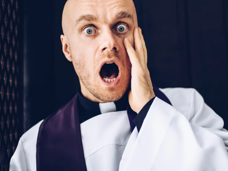 Kiedy ksiądz może zdradzić tajemnicę spowiedzi?