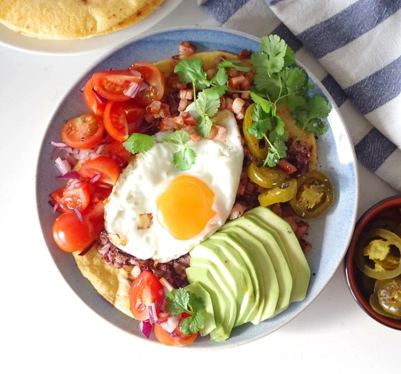 Jajka po ranczersku (huevos rancheros)