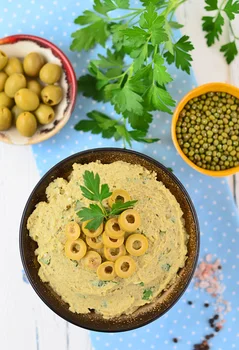 Pasta z fasoli mung z natką