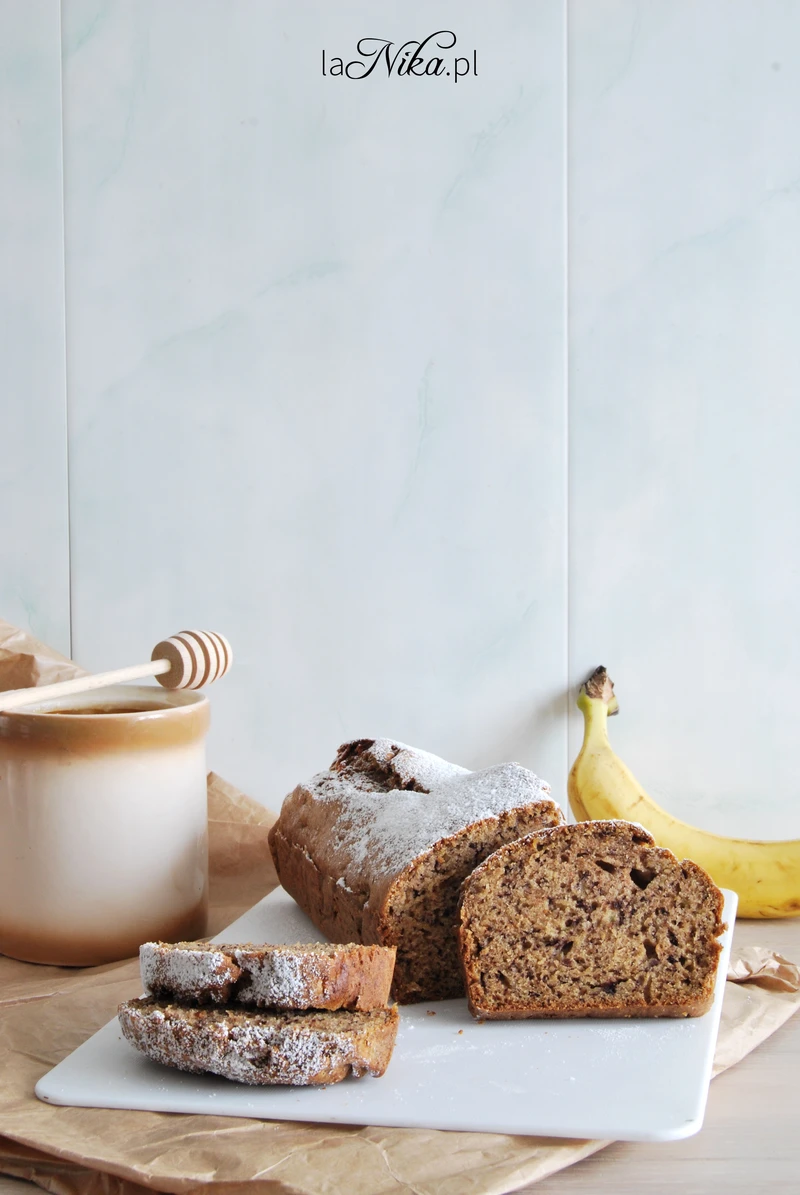 Chlebek bananowy
