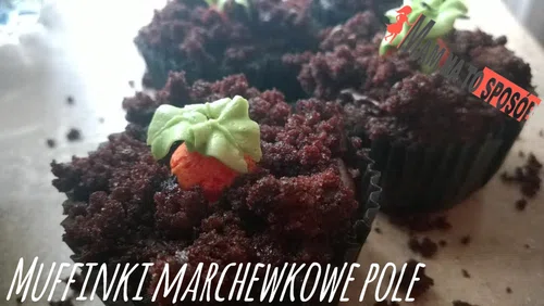 Czekoladowe muffinki marchewkowe pole