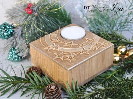 Drewniany, świąteczny świecznik na tea light-a