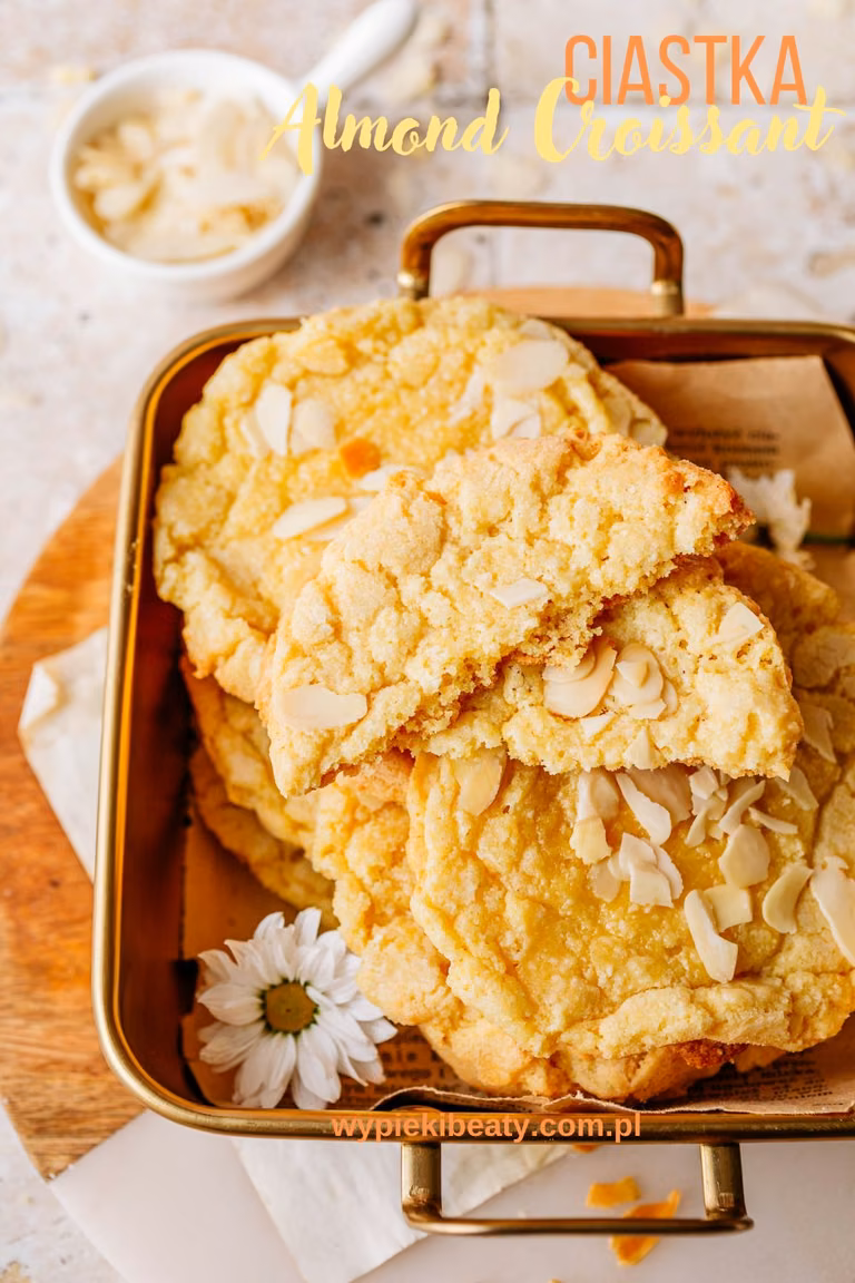 Ciastka almond croissant - przepis - Wypieki Beaty