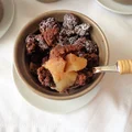 Gryczane crumble z jabłkami i czekoladą, bez glutenu