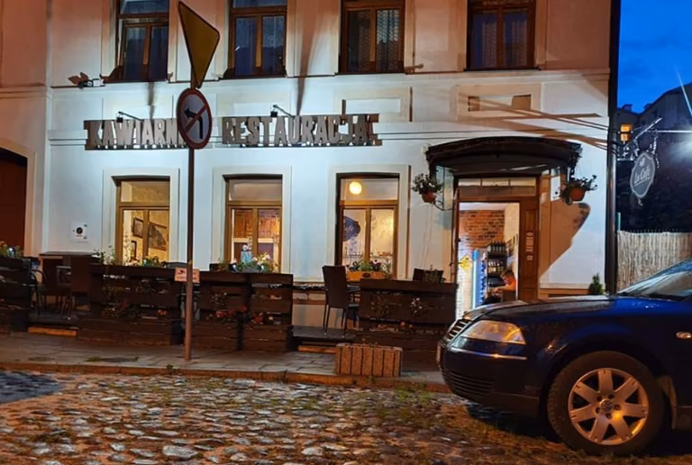 Restauratorzy znaleźli lukę w przepisach. Będą otwarci mimo zakazu?