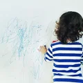 Twoje dzieci popisały ŚCIANY w Twoim domu? Spróbuj tego sposobu!