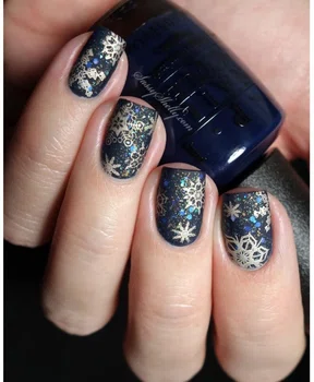 Elegancki zimowy manicure