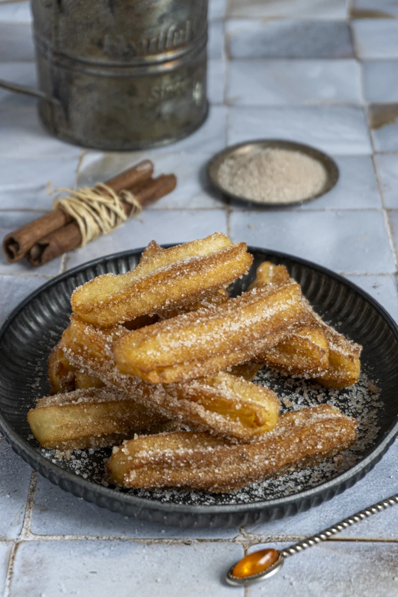 Churros z cynamonem