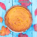 KORZENNA TARTA Z DYNIĄ I MASCARPONE