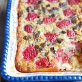 Pieczona owsianka z czekoladą i malinami – Kardamonowy