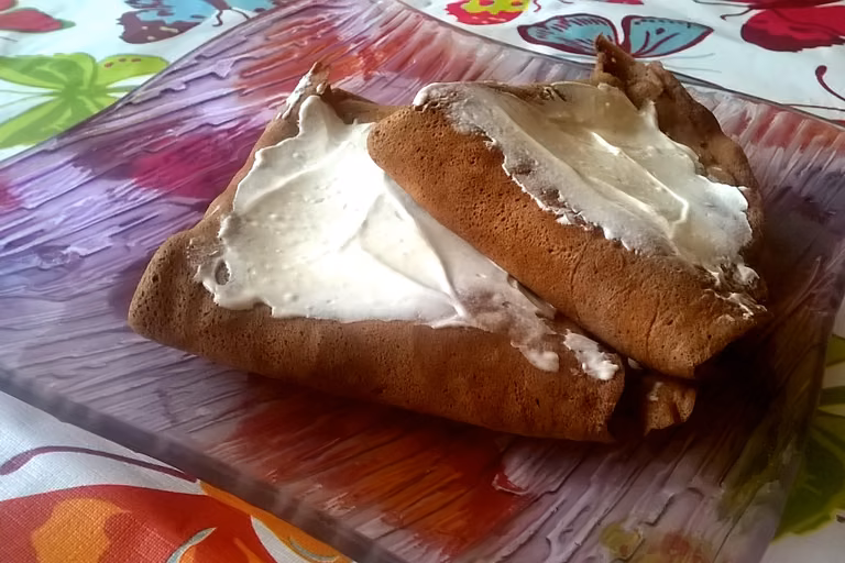 Naleśniki bananowo-kakaowe