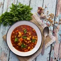 Sardyńska zupa warzywna minestrone, przepis na długowieczność