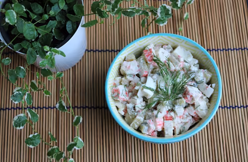 MEGA PYSZNA I MEGA SZYBKA SAŁATKA Z PALUSZKAMI KRABOWYMI SURIMI