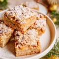 Piernikowa szarlotka na półkruchym cieście