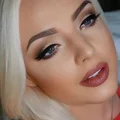 Barbie makijaż ;)