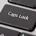 Dzień CAPS LOCKA: Jak i Dlaczego Obchodzimy To Nietypowe Święto?
