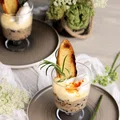 Krem z pieczonym bakłażanem, sosem berneńskim i jajkiem poche