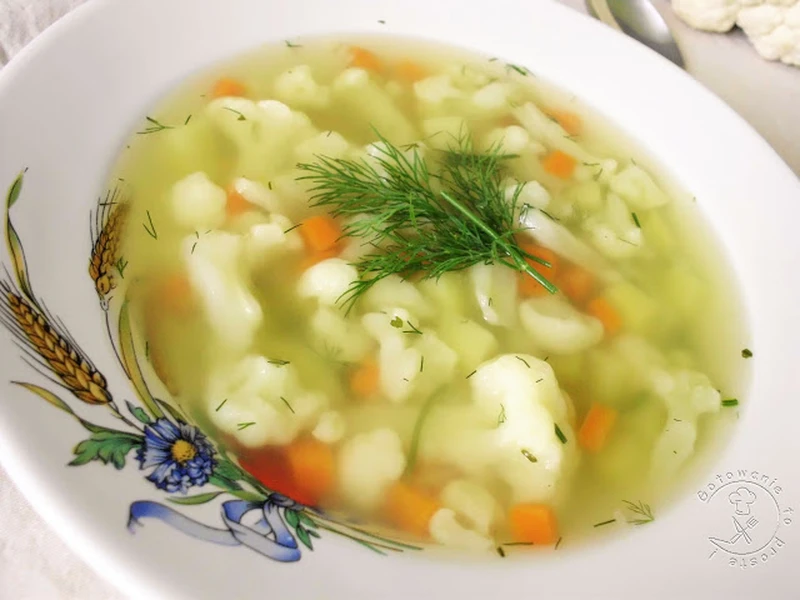 Wegańska Zupa Kalafiorowa