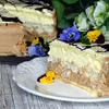 Tort z kokosową wkładką i masą budyniową