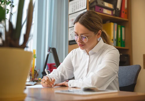 Nawet 1700 zł oszczędności! To ostatni dzwonek na złożenie wniosku o wakacje składkowe