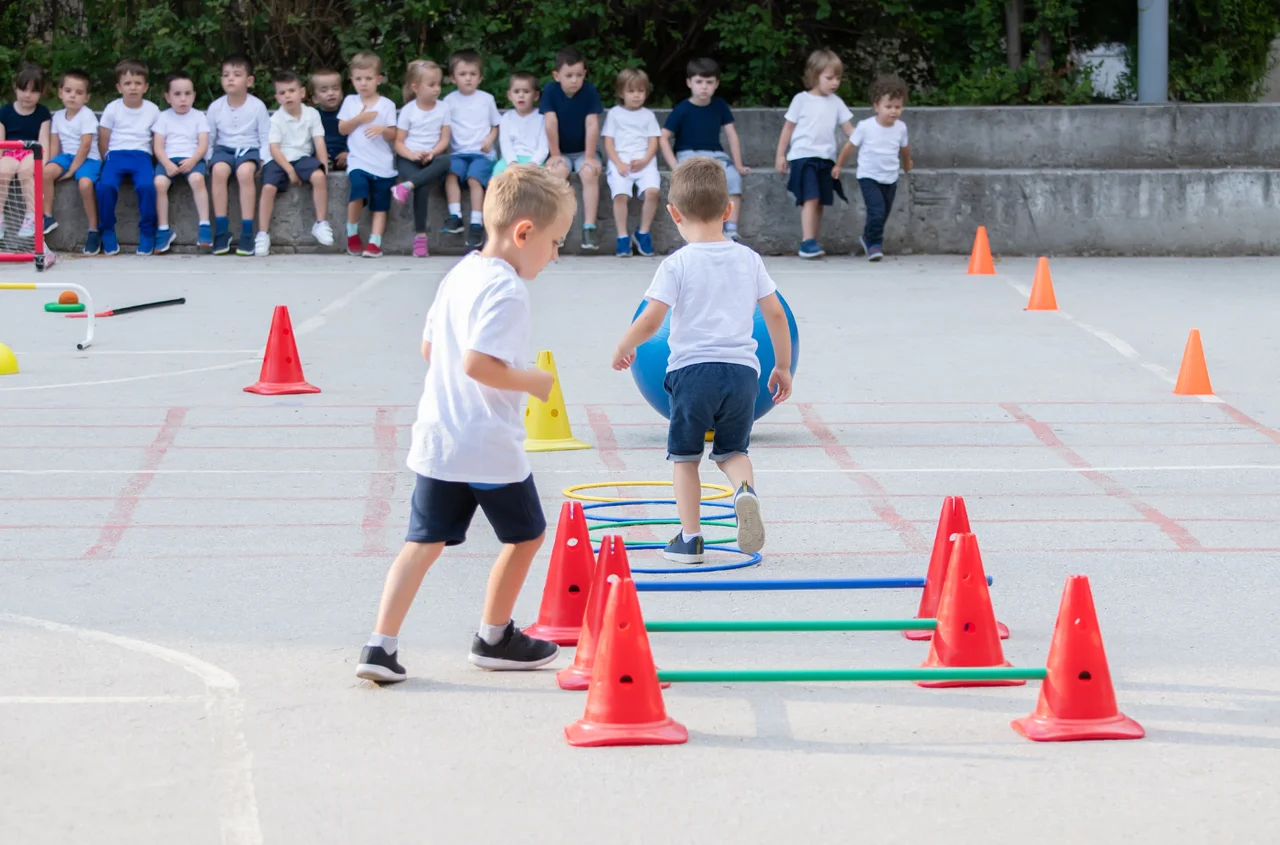 MEN wprowadza obowiązkowe testy i nowe zasady! Duże zmiany w jednym z przedmiotów szkolnych