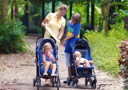 Nawet 6999 zł na dzieci bez względu na dochody i staż pracy? Pojawił się pomysł na program "Mama 3 plus"