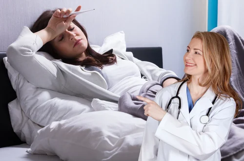 Przy przeziębieniu nie rób tego błędu – zamiast pomóc, przedłużasz chorobę!