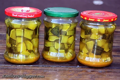 Cukinia w zalewie Curry
