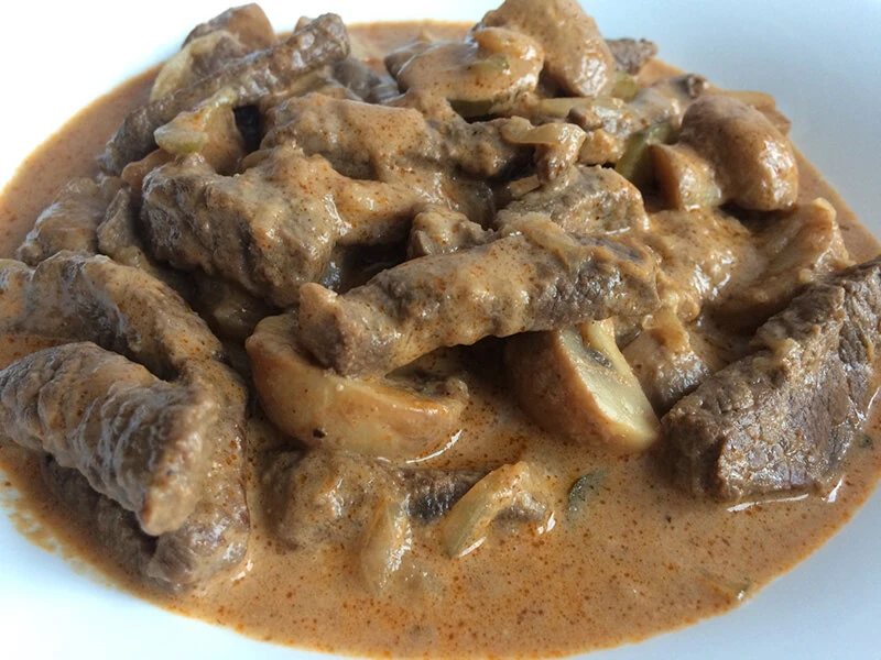 Boeuf Strogonow