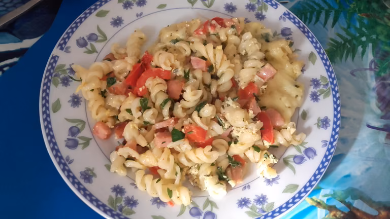 Zapiekanka makaronowa