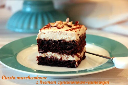 Ciasto marchewkowe z kremem cynamonowo-rumowym