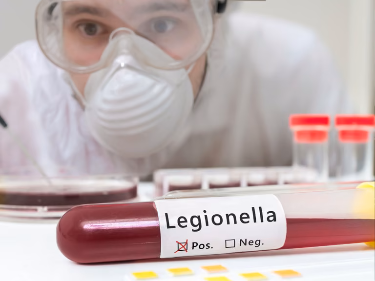 Tragiczne skutki zakażeń Legionellą! 4 ofiary śmiertelne! Powołano sztab kryzysowy!