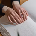 Światowy Dzień Braille'a: Jak Alfabet Dotykowy Zmienił Świat