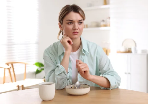 Jeszcze nie ma świąt, a teściowa już ustala, gdzie mam siedzieć - pisze Karolina [LIST]